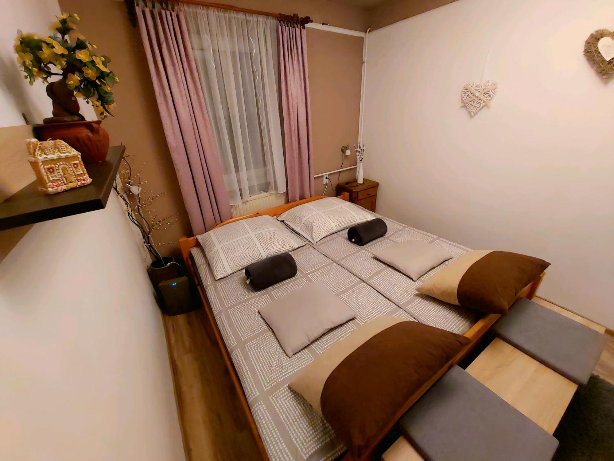 Kata Vendeghaz Appartement Sátoraljaújhely Buitenkant foto