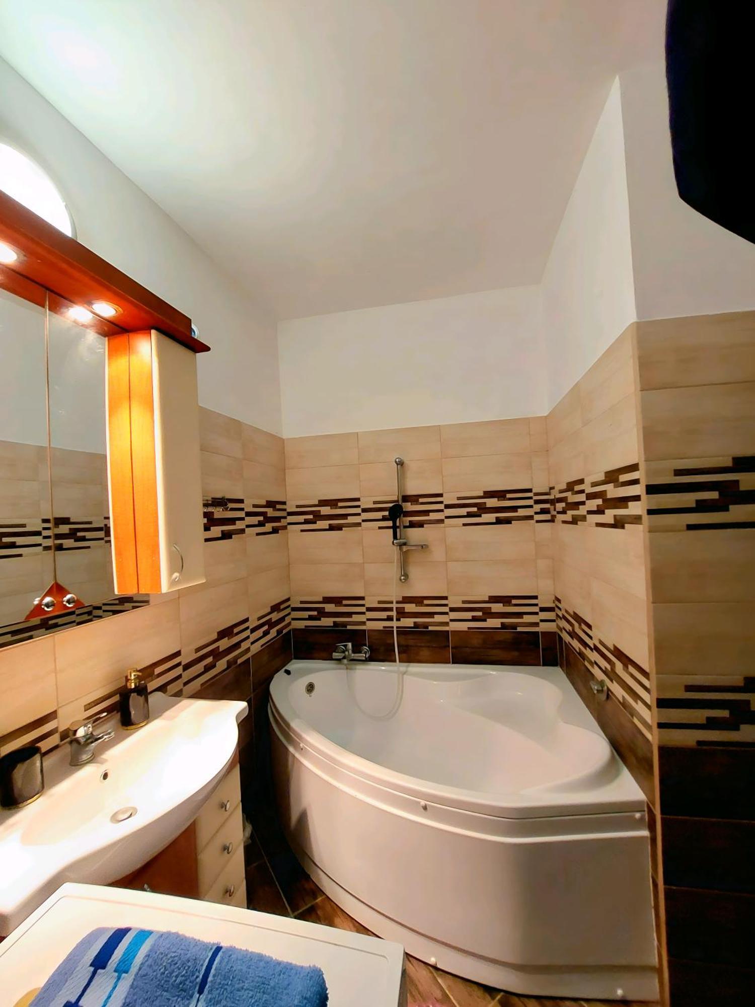 Kata Vendeghaz Appartement Sátoraljaújhely Buitenkant foto